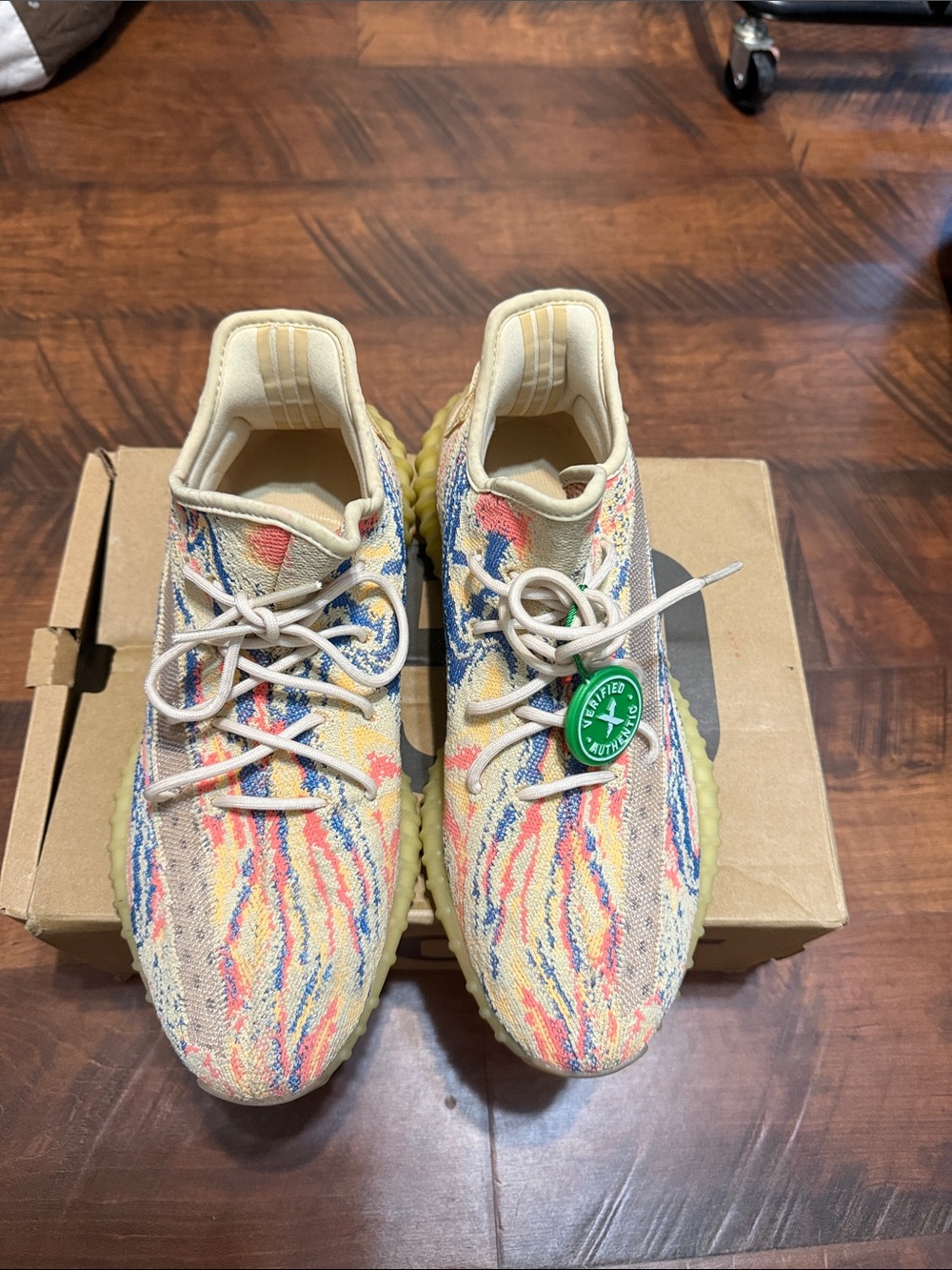 Yeezy Boost 350 V2